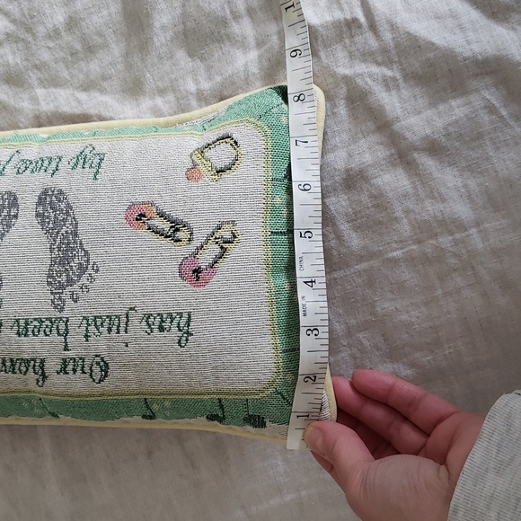 Decortive pillow - Picture 4 of 7